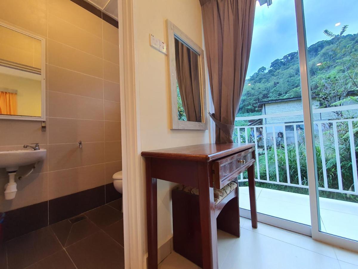 Fathers Guesthouse Bungalow Cameron Highlands Exterior foto