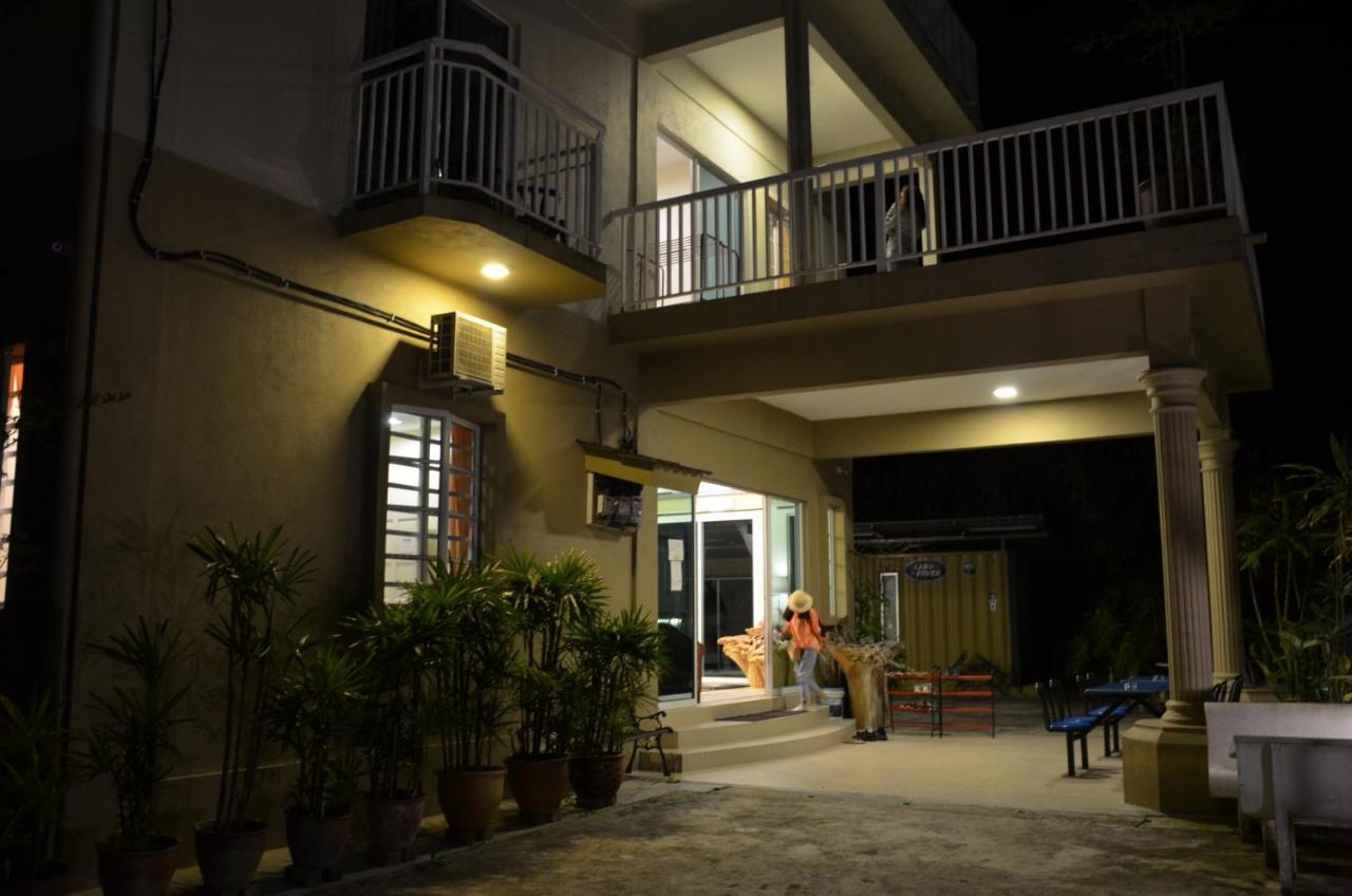 Fathers Guesthouse Bungalow Cameron Highlands Exterior foto